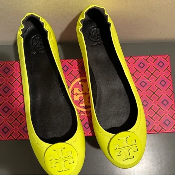 Tory Burch Minnie Leather Ballet Flats In Blazing Yellow - Size 8 - Picture 2 of 3